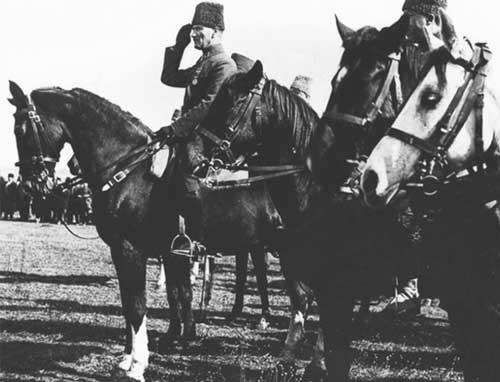 Mustafa Kemal Atatürk ve Atlar